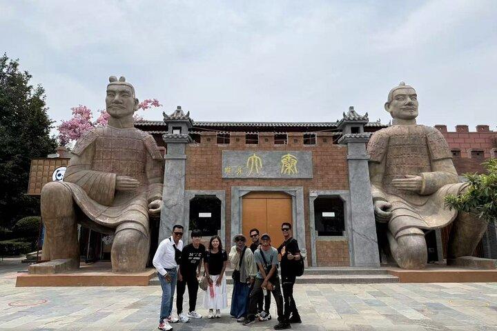 Best Xi'an Private Day Tour with Terracotta Warrior Entry Ticket Option