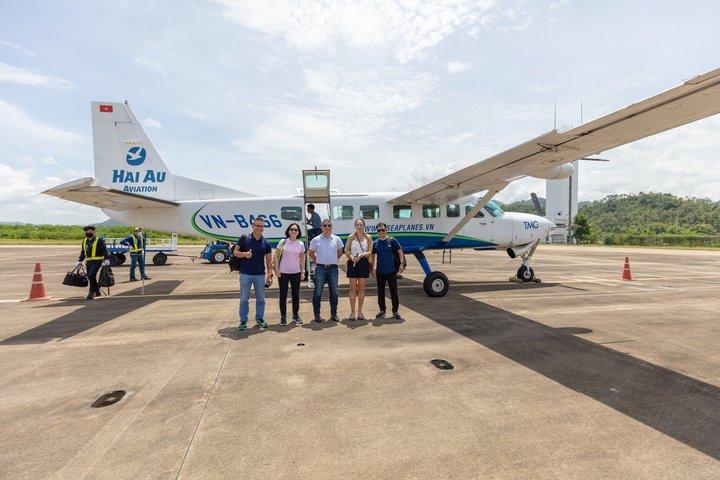 From Hanoi: Halong Bay by Scenic Seaplane and Luxury Day Cruise