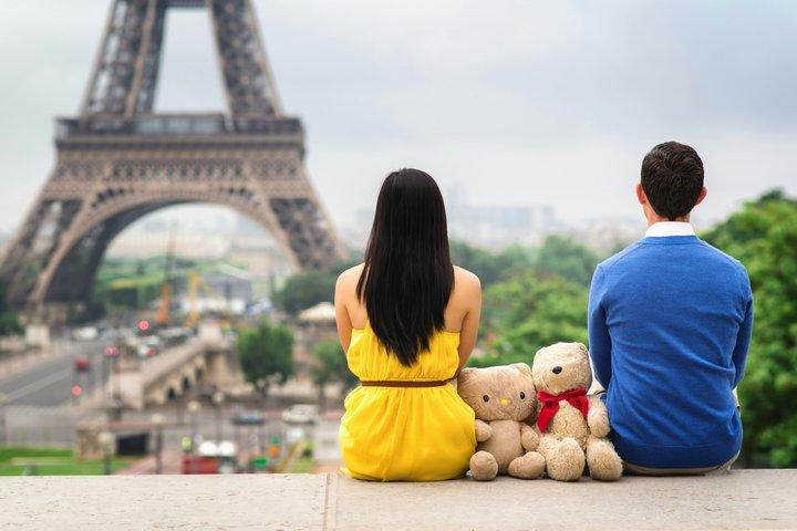 Eiffel Tower Summit Reserved Access Small Group Tour