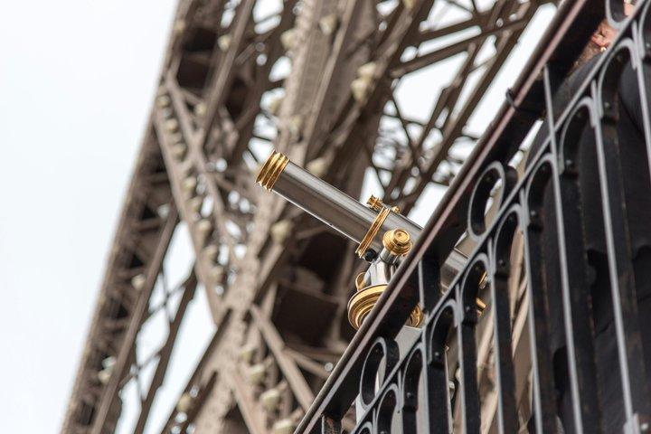 Eiffel Tower Summit Reserved Access Small Group Tour