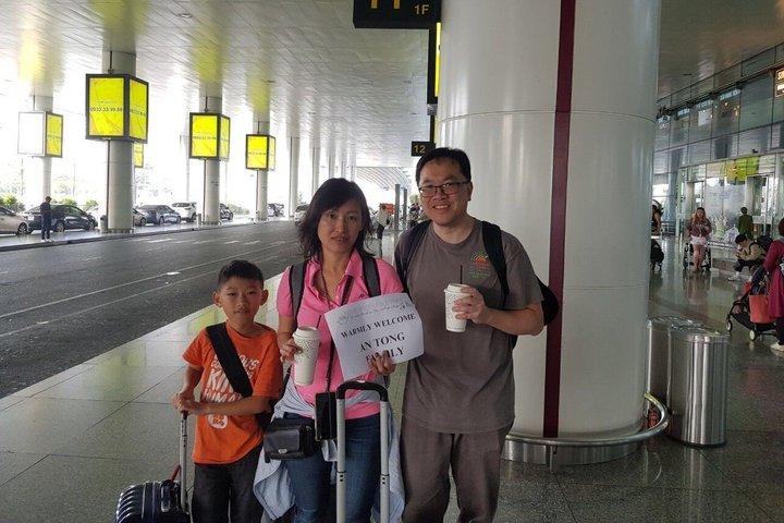 Noi Bai Airport or Hanoi Transfer to Ha Long Bay - Private Car