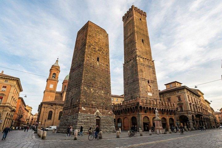 Bologna's Best Kept Secrets: Self-Guided Walking Tour