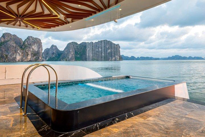 Private Transfer with Luxury Day Cruise Halong Bay from Hanoi