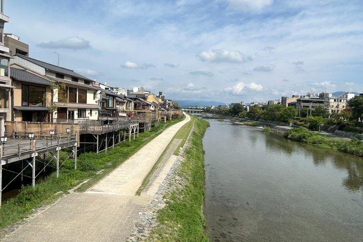 Kyoto Private Cultural and Historical Tour in Spanish