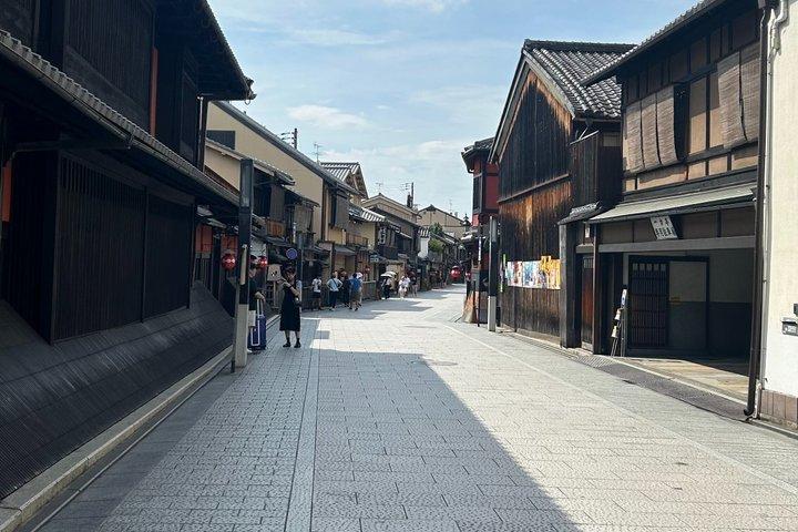 Kyoto Private Cultural and Historical Tour in Spanish