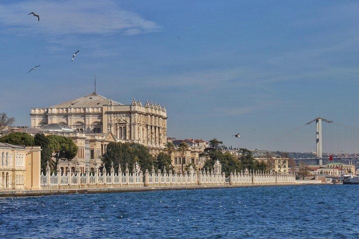 Dolmabahce Palace & Harem - Skip the Ticket Line with Audio Guide
