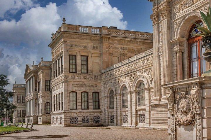 Dolmabahce Palace & Harem - Skip the Ticket Line with Audio Guide