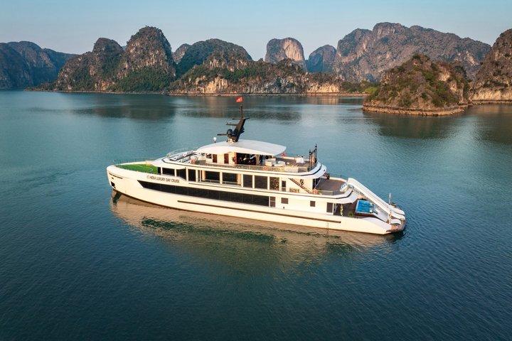 Hera Signature Luxury Day Cruise Ha Long