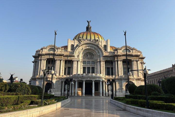 Walking Tour in Mexico City for Exploring their Cultural Heritage
