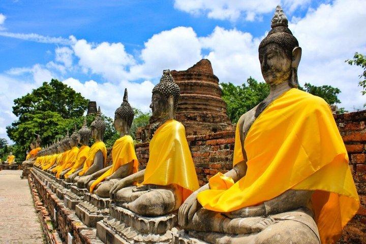 Private tour to Ayutthaya and Lopburi Monkey Temple