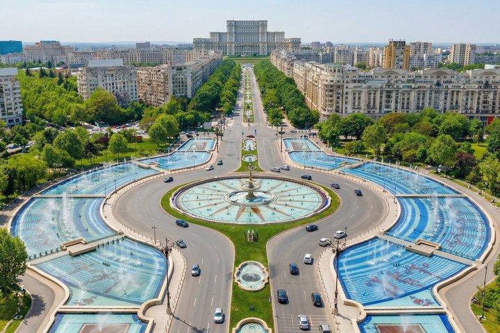 Bucharest Highlights Tour: Parliament, Ceausescu & Village Museum