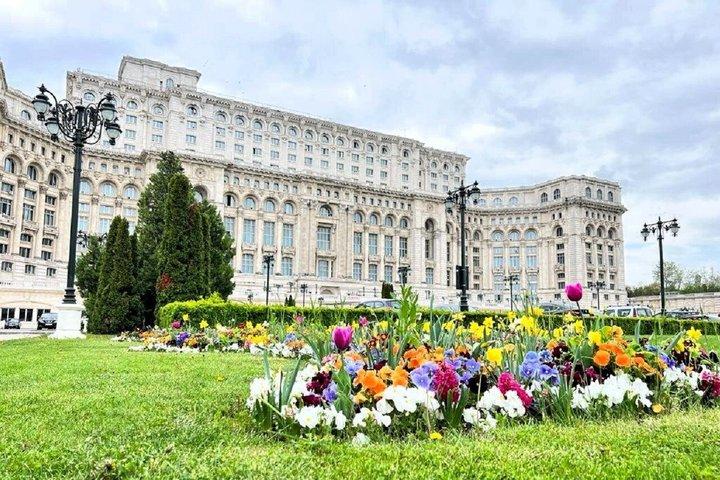 Bucharest Palace Parliament Tour with Bus Transportation