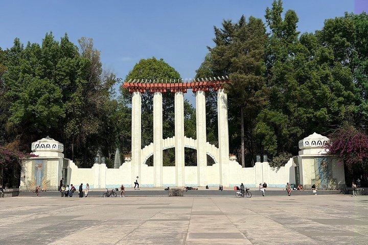 Roma and Condesa Walking Tour in Mexico City