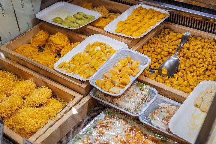 2-Hour Bologna Express Food Tour of Authentic Local Flavors