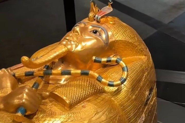 Giza: Private Day Tour Visit Grand Egyptian Museum