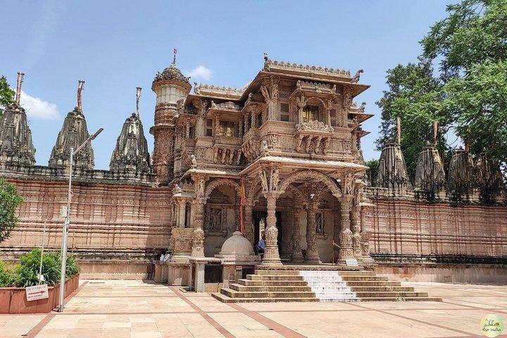 Ahmedabad Private Heritage and Local Night Market Tour