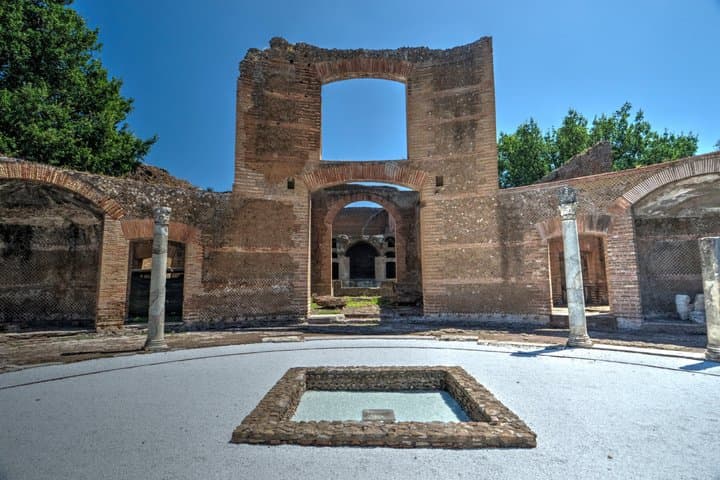 Day Trip from Rome by Rail: UNESCO Fountains, Gardens & Villas