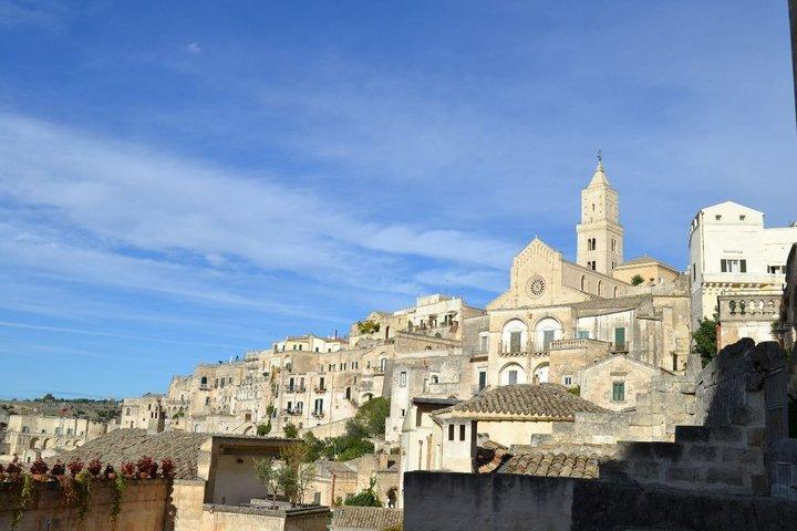 Complete Sassi of Matera Small Group Walking Tour with Tasting