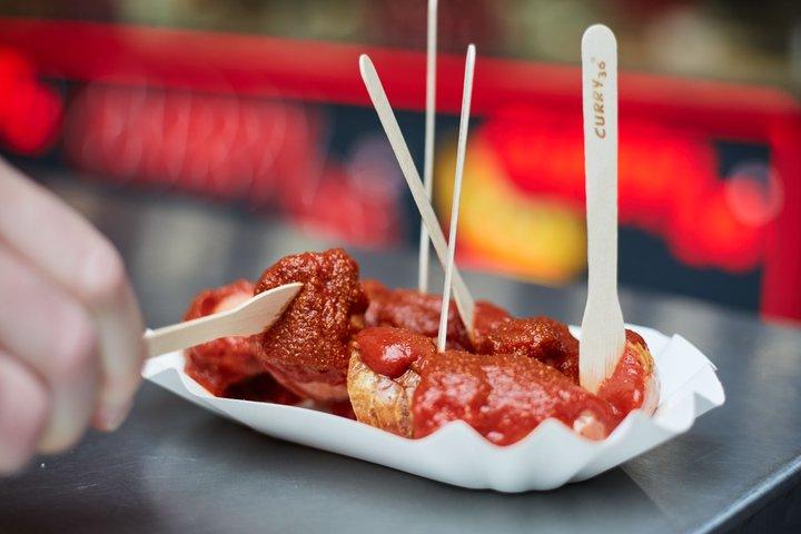 East Berlin Food Tour with Berlin Wall and Craft Beer