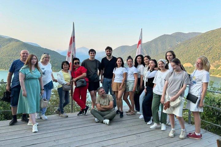 From Tbilisi: Kazbegi, Gudauri & Ananuri Day Trip