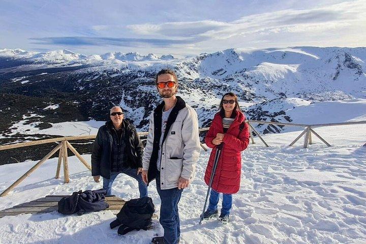 Seven Rila Lakes Guided Hike from Sofia with Lunch and Hot spring