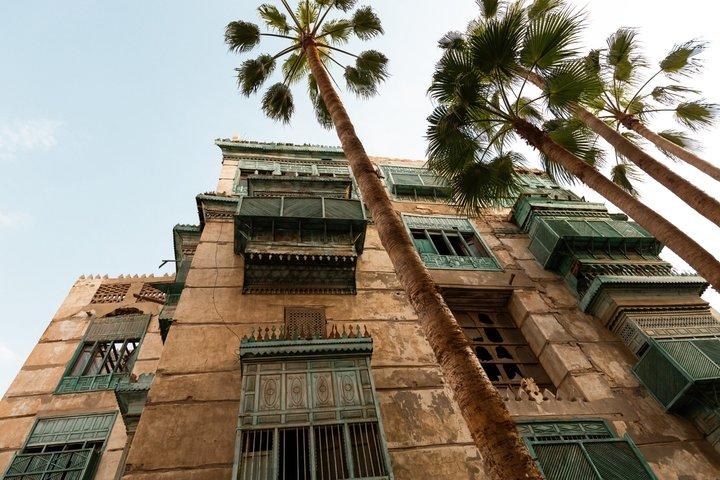 Historic Jeddah Walking Tour with Local Guide & Live Musical Show