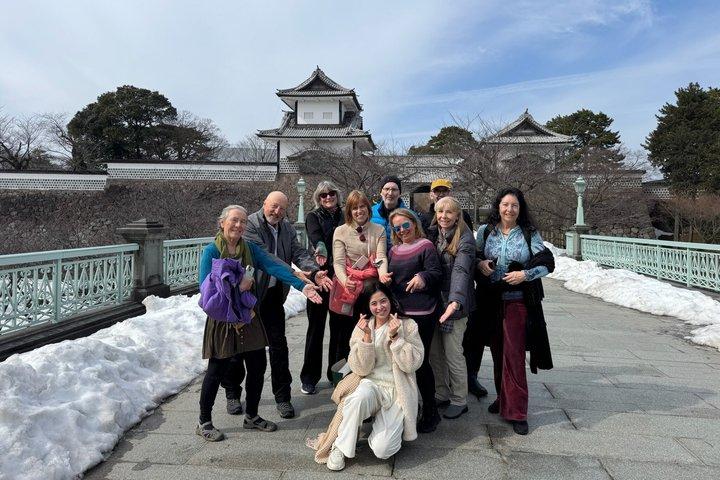 Kanazawa Food Tour: Omicho Market & Geisha District
