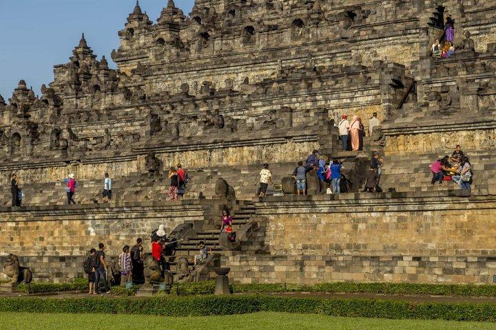 Borobudur Full Climb Up And Prambanan Temples Shared Guided Tour