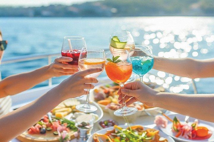 Albufeira: Brunch and Benagil Caves