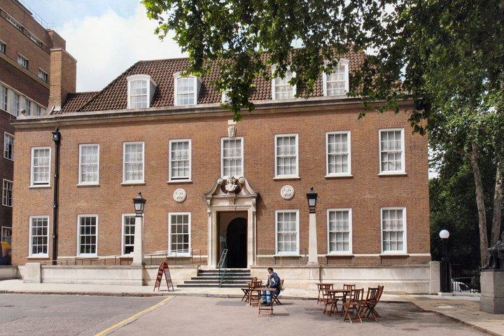 Bloomsbury Walking Tour: Hidden London & Georgian Shadows