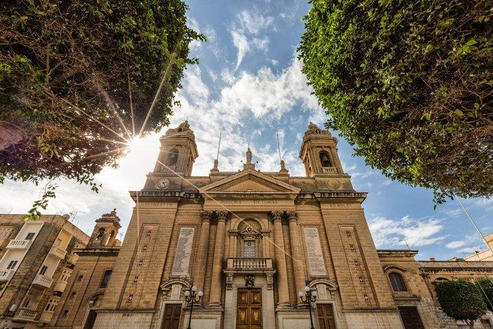 Vittoriosa and Senglea Tour including Boat Tour and Transport