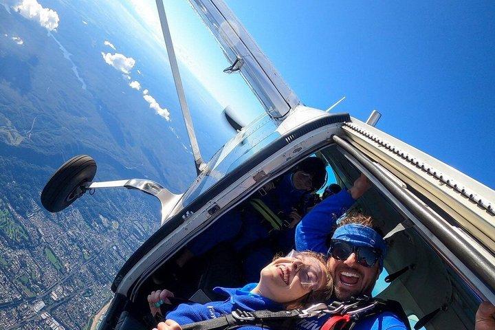 Tandem Skydiving Over the Mediterranean Sea in Side Manavgat