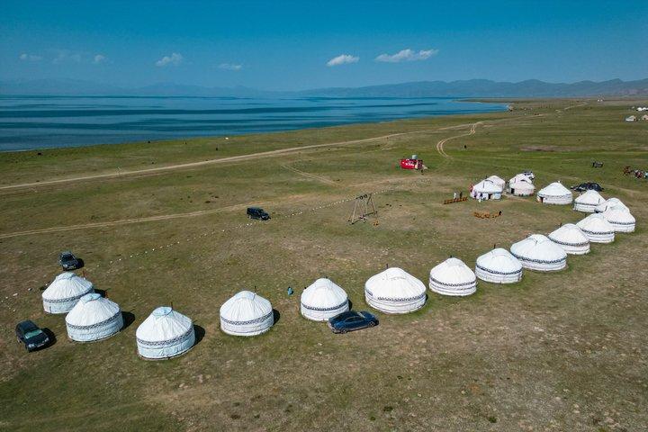 Kyrgyzstan, Song Kul Lake as Nomad Horseback Riding and Yurt Stay