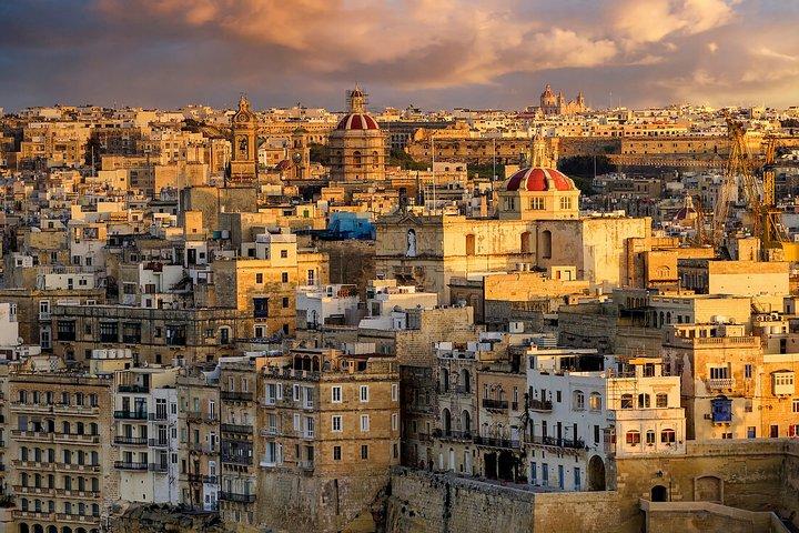 Vittoriosa and Senglea Tour including Boat Tour and Transport