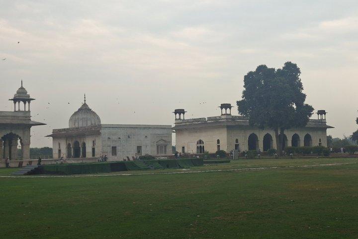Red Fort: Delhi with Tickets Guide and Transfer