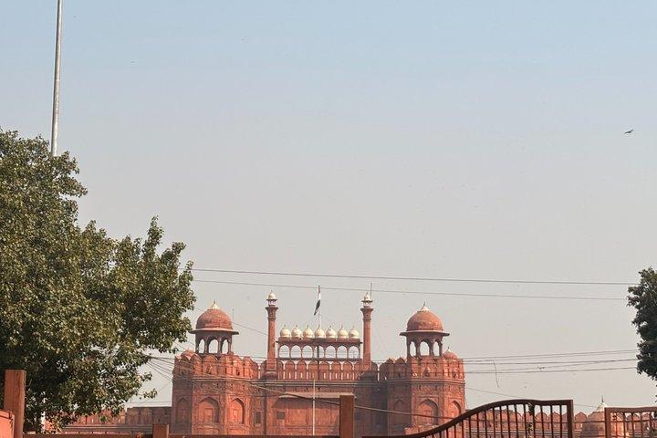 Red Fort: Delhi with Tickets Guide and Transfer