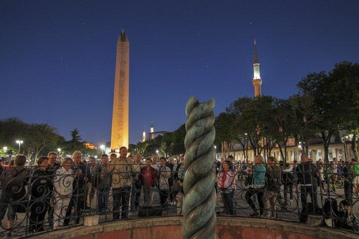 Guided Evening Walking Group Tour in Old City
