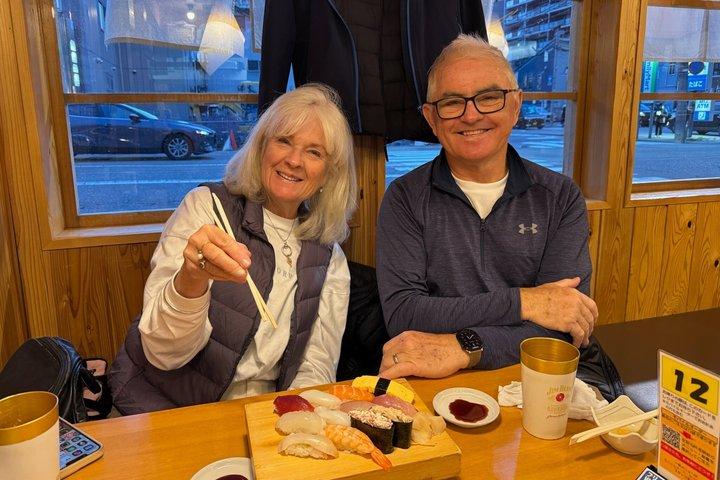 Kanazawa Night Walk and Izakaya Tour with Local Guide