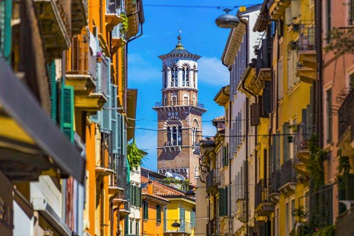 Verona Walking Tour with Audioguide on Your Smartphone