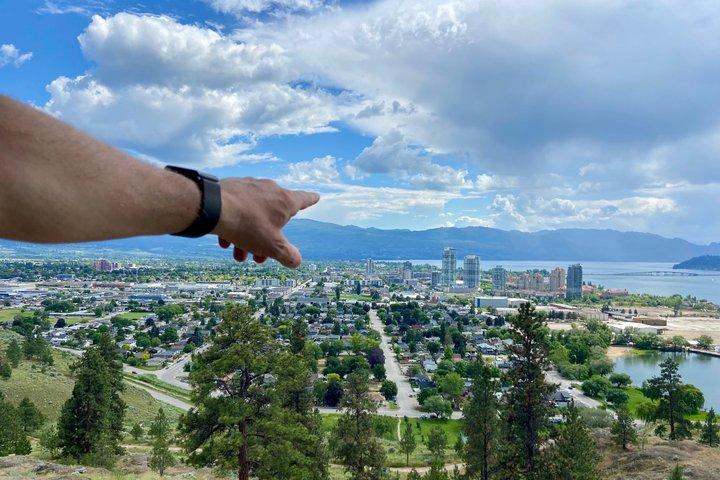 Kelowna: Guided Hike on Knox Mountain and Okanagan Lake Views