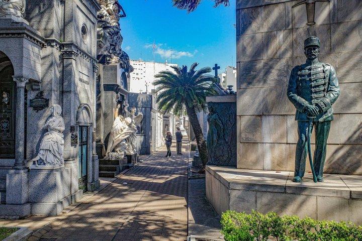 Recoleta Cemetery Buenos Aires Tour with Audioguide (no ticket)