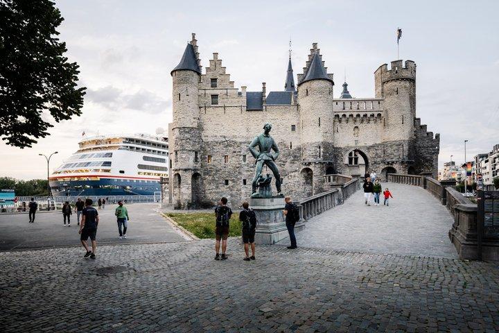 Brussels and Antwerp Day Tour with Stop at the Iconic Atomium