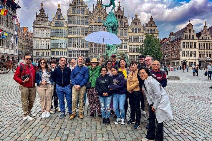 Brussels and Antwerp Day Tour with Stop at the Iconic Atomium