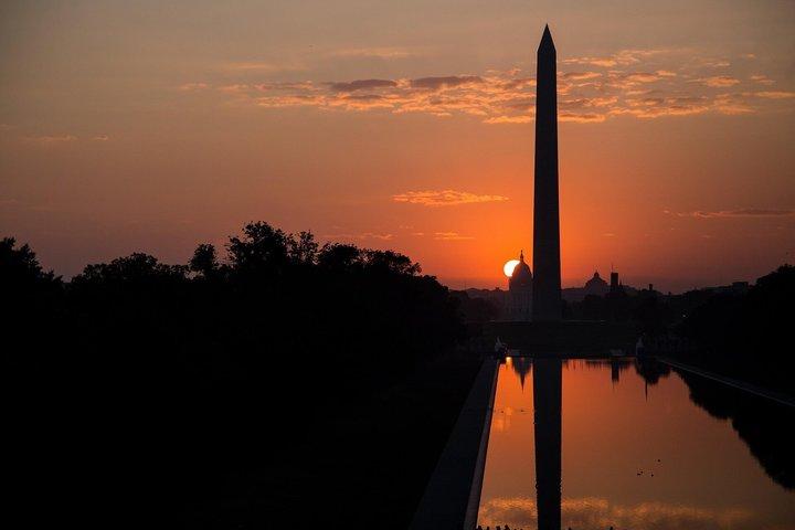 Skip-the-Line Washington Monument Tickets + Self Guided Book