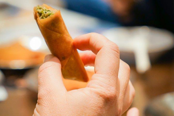 Small Group: Shanghai After Dark Food Tour with 9 tastings
