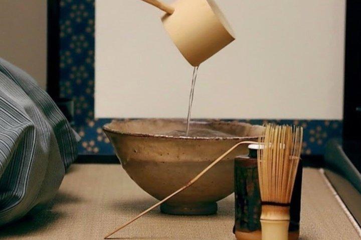 Tea Ceremony Experience with Kimono in Kyoto