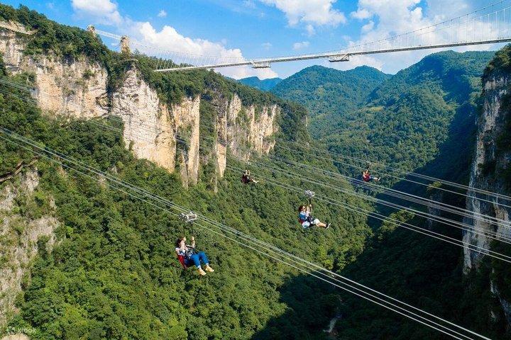 1-Day Private Tour to Glass Bridge & Grand Canyon & Baofeng Lake