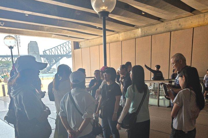 Sydney History Tour in Sydney Opera House Harbour Bridge and RBG