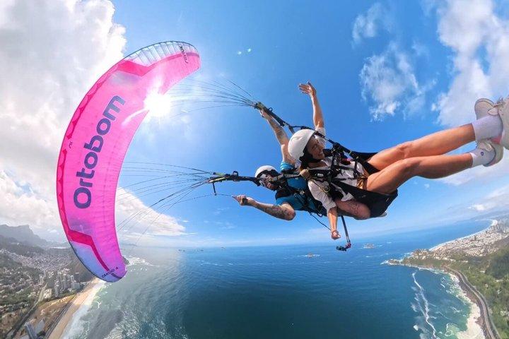 Double parachute flight in Rio de Janeiro with video