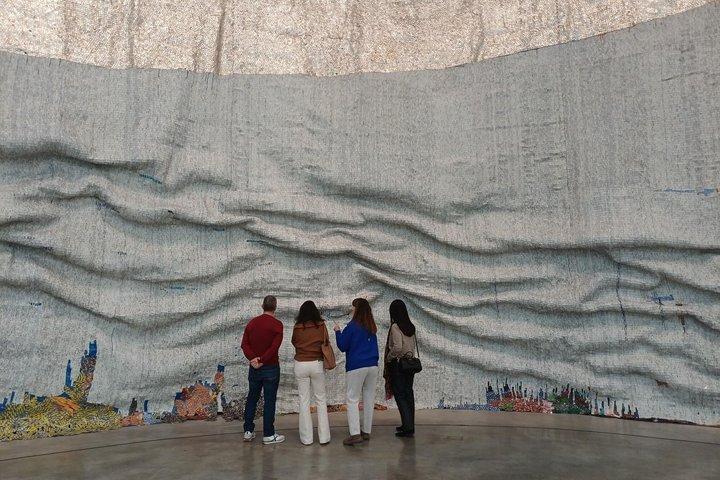 Guided tour in Spanish of the Guggenheim Museum Bilbao